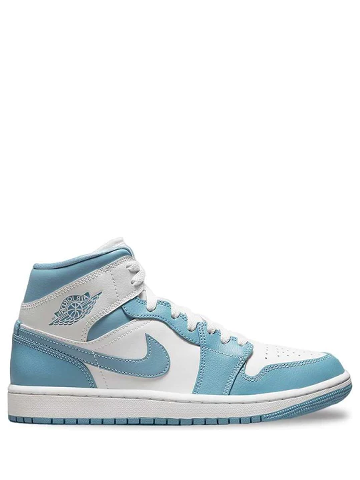 Air Jordan 1 Mid UNC 2022