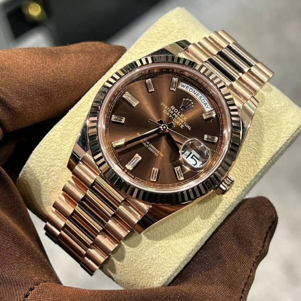 ROLEX DAYDATE ROSE GOLD CHOCLATE DAIL