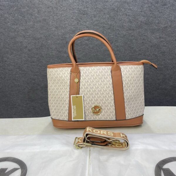 Michael kors luisa Medium Logo with dust bag 353(BR)